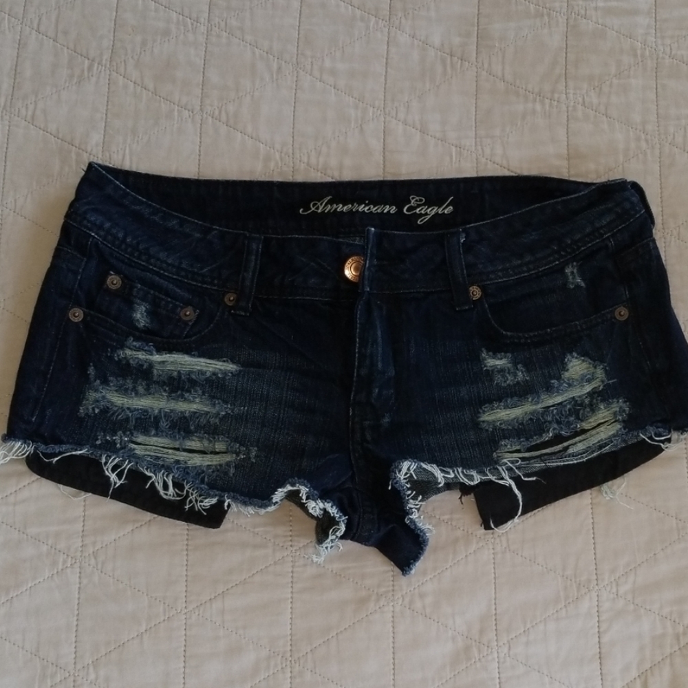 AE shorts